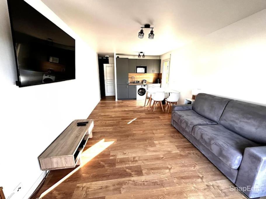Superbe Studio Climatise Avec Terrasse Proche Mer Cagnes-sur-Mer Exterior photo